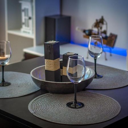 Komfortowy Apartament Seven Niedaleko Centrum Apartman Olsztyn  Kültér fotó